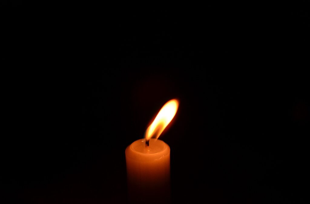 Assistenza alle famiglie: cosa può fare davvero un’impresa funebre ad Alba