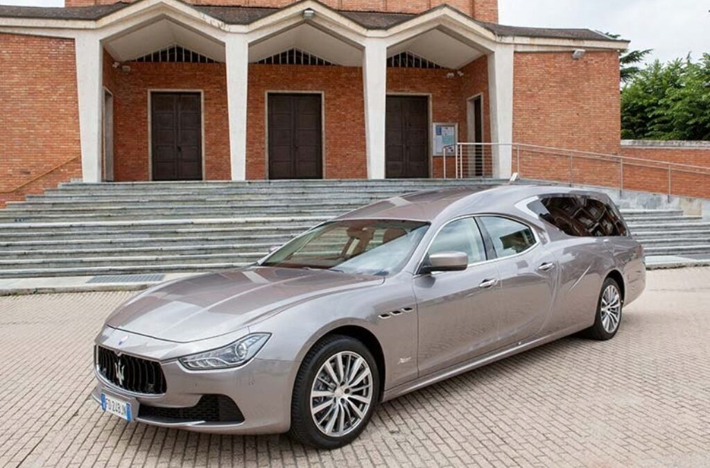 Trasferimento della salma: come funziona tra Comuni, Regioni e ospedali